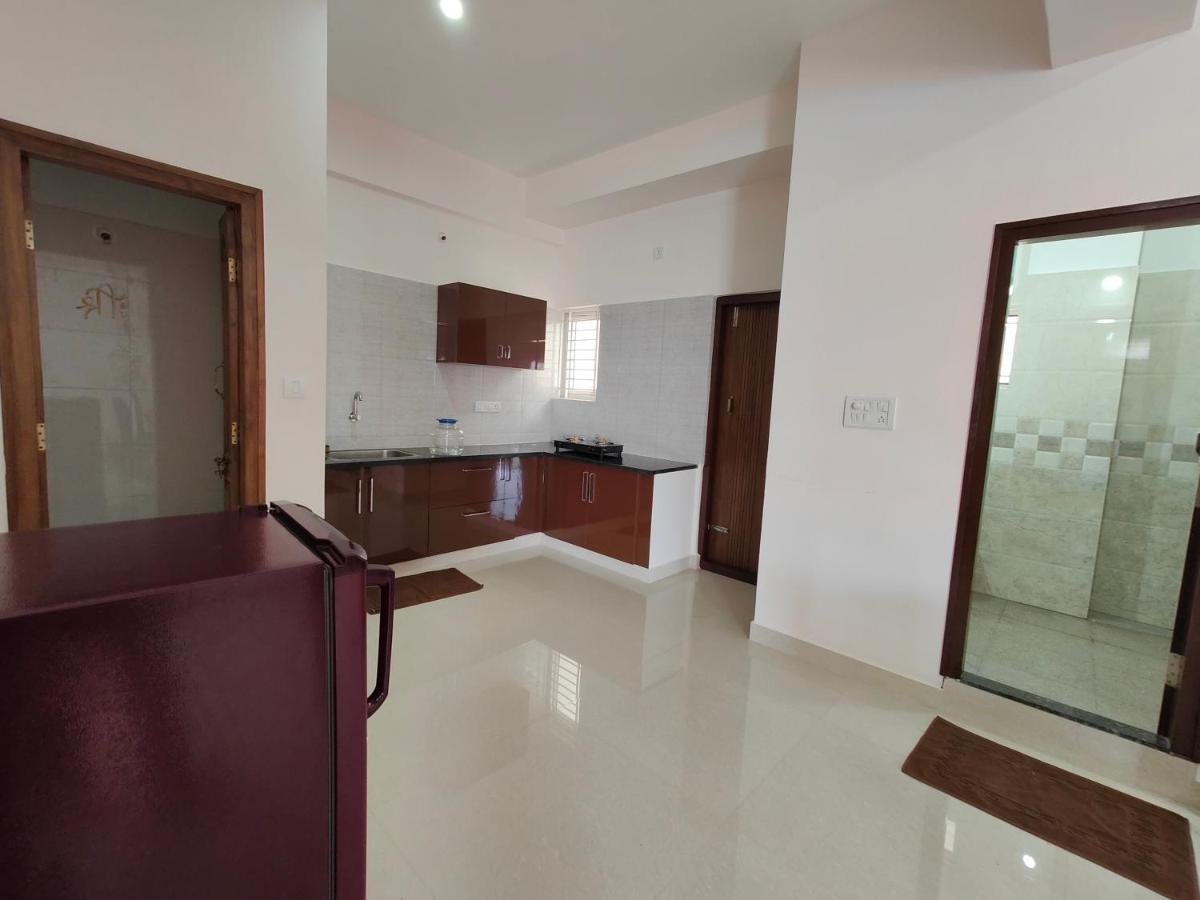 Meer Stay - Premium Service Apartments Vanivilasa Puram ภายนอก รูปภาพ
