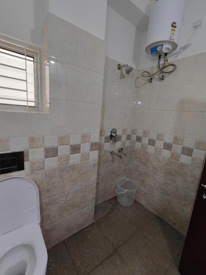 Meer Stay - Premium Service Apartments Vanivilasa Puram ภายนอก รูปภาพ